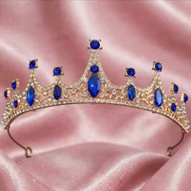 Tiara teen blue