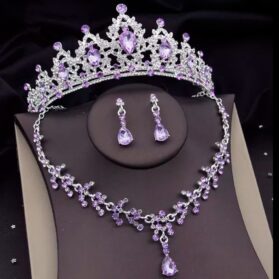 Set de tiara y collar con aretes selene lila silver