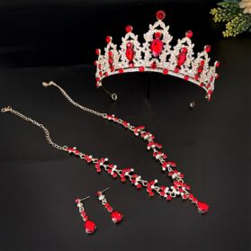 Set de tiara y collar con aretes selene rubí - Imagen 2