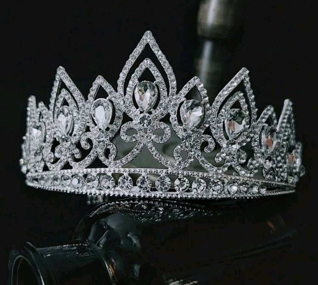 tiara Tiana silver