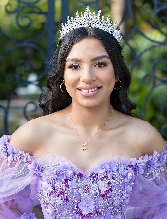 Set de tiara y collar con aretes lady lila silver - Imagen 2