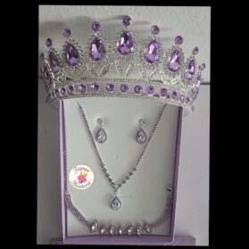 Set de tiara, collar con aretes y pulsera resplandor lila