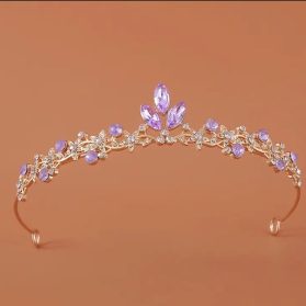 tiara lirio lila