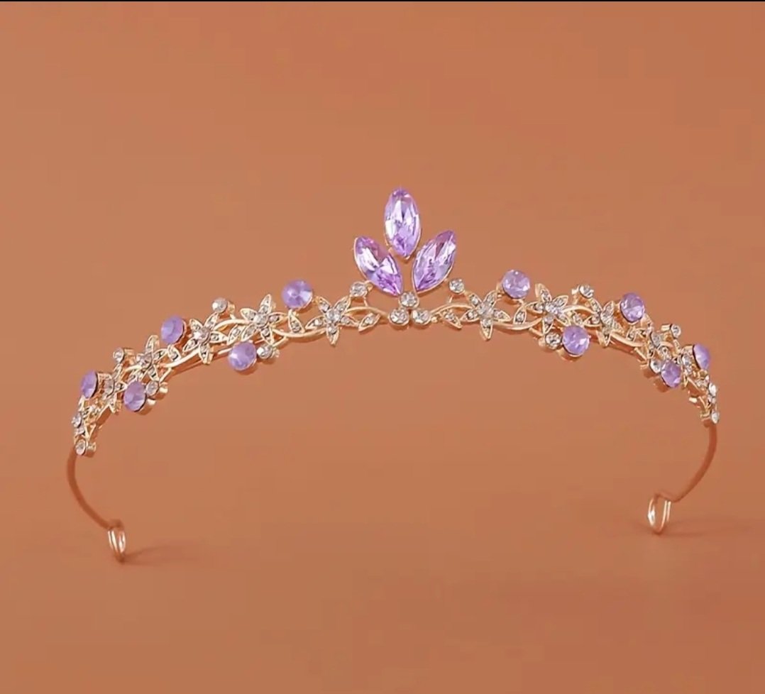 tiara lirio lila
