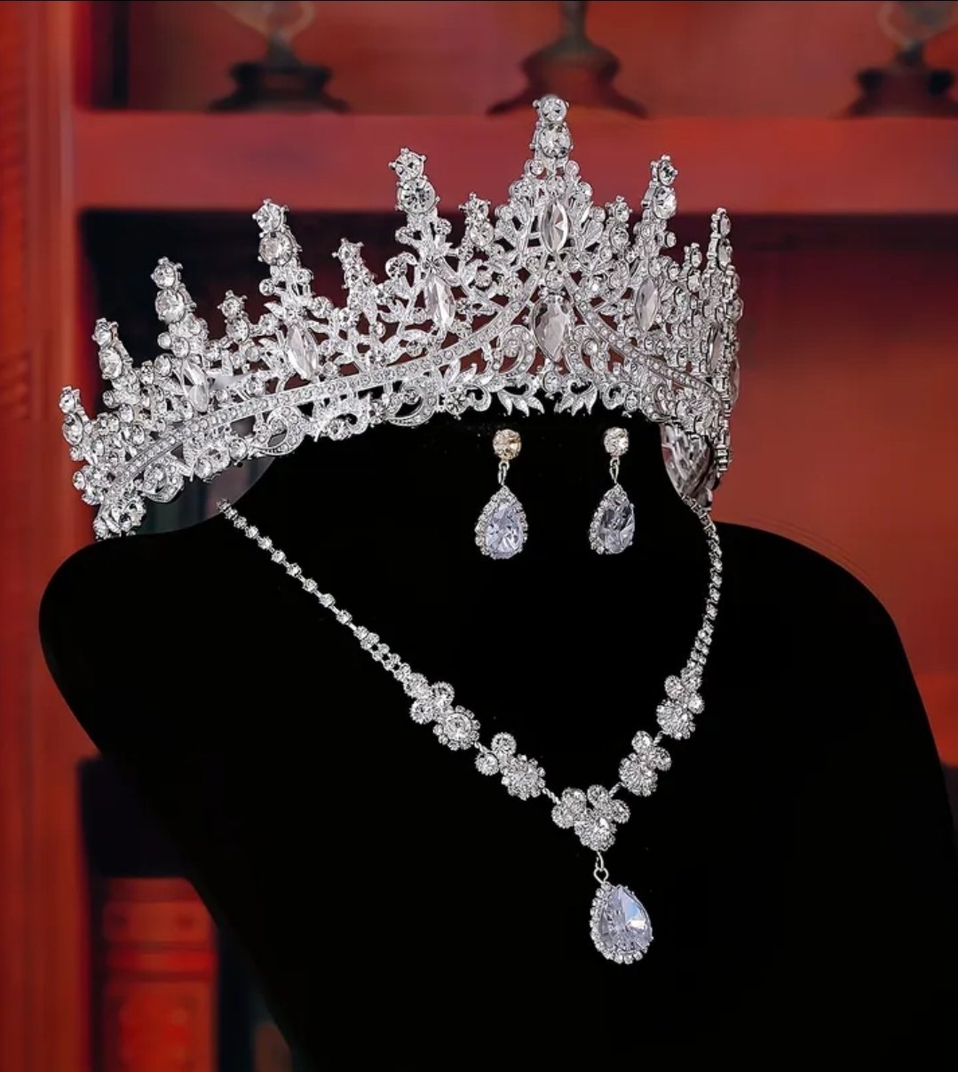 set de tiara y collar con aretes lady silverr - Imagen 2