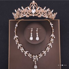 set de tiara y collar con aretes gold