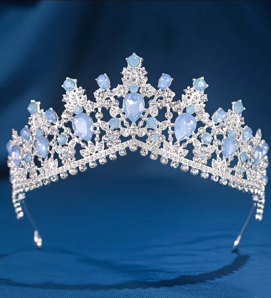 tiara cyrena baby blue