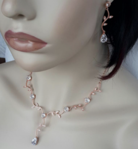 conjunto collar con Aretes aura oro rosa - Imagen 2