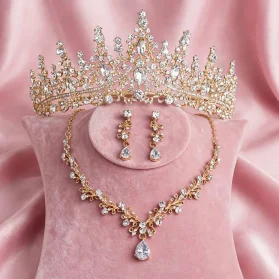 Set de tiara y collar con aretes lady gold