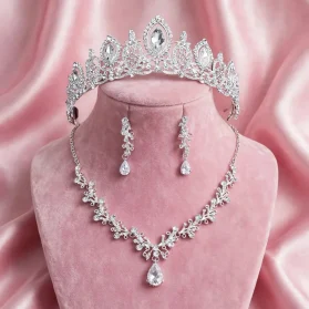 set de tiara y collar con aretes alteza silver