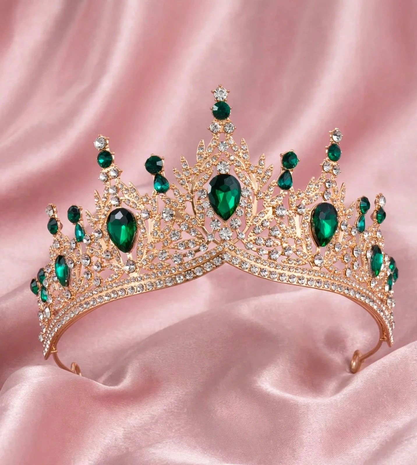 tiara tiana esmeralda