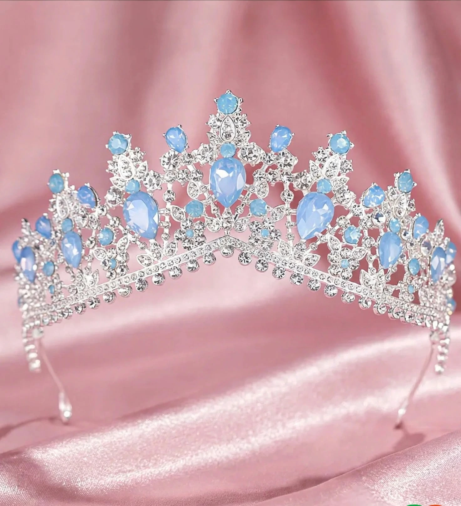 tiara cyrena baby blue
